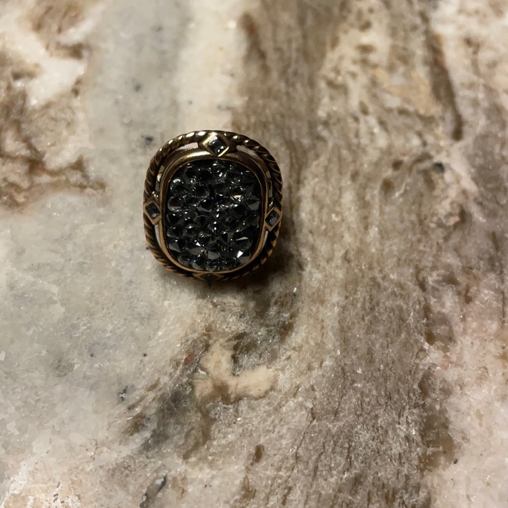 Brighton crystal rocks ring. Smaller size I believe to be a 6